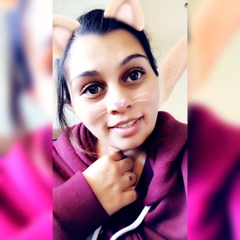 Meet your Posher, Andrea